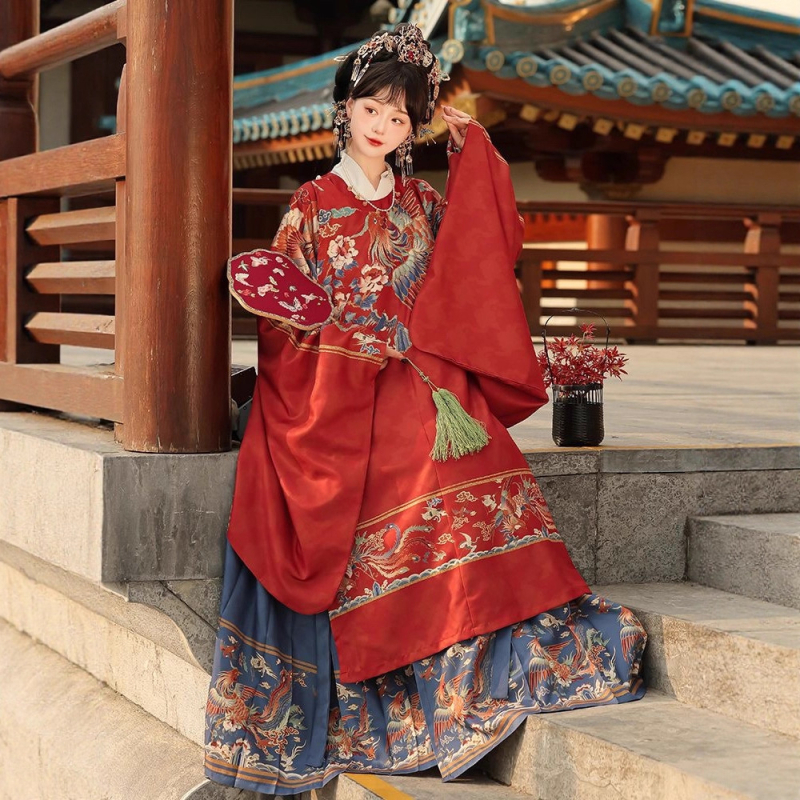 Hanfu za najbolju prijateljicu: Ming stil ispisana duga haljina s okruglim izrezom i Mamian suknja, jesensko-zimski outfit set