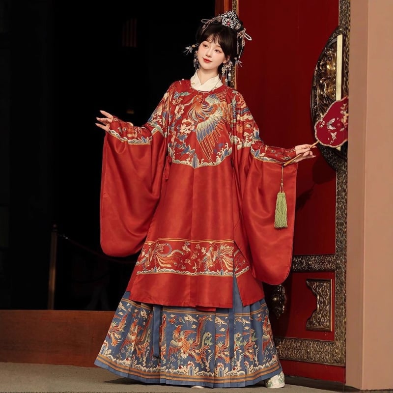 Hanfu za najbolju prijateljicu: Ming stil ispisana duga haljina s okruglim izrezom i Mamian suknja, jesensko-zimski outfit set