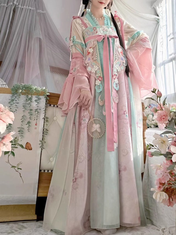 Ženski Hanfu ruqun do prsa, model 2026, proljeće–jesen, poboljšan Tang stil, eteri Han elementi, svakodnevni drevni kostim