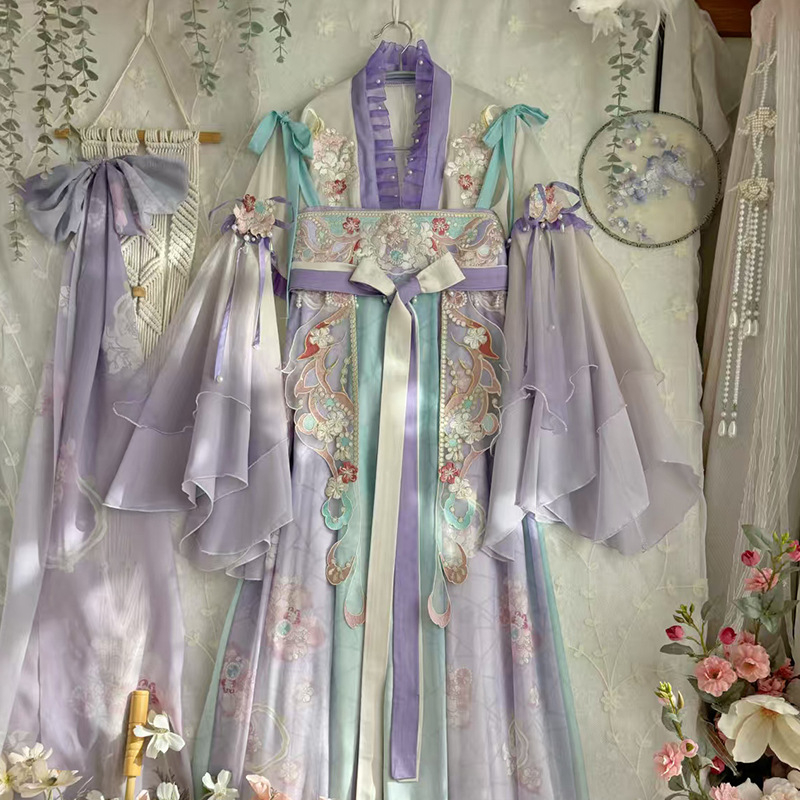 Ženski Hanfu ruqun do prsa, model 2026, proljeće–jesen, poboljšan Tang stil, eteri Han elementi, svakodnevni drevni kostim