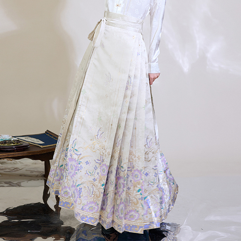 Hanfu suknja s zlatnom niti i cvjetnim vezom, horse-face stil, novi kineski stil, duljina 4,5 m