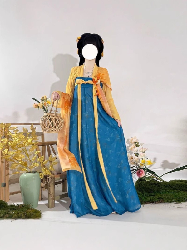 Hanfu set s tiskom u stilu Tang dinastije, top dužine do prsa i suknja, za svakodnevnu nosnju u proljeće i ljeto.