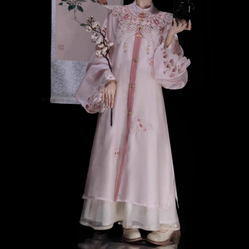 Hanfu u Ming stilu, poboljšan model, s ramena u stilu oblaka i stojećim ovratnikom; komplet za svakodnevno nošenje, izlazak i putovanja