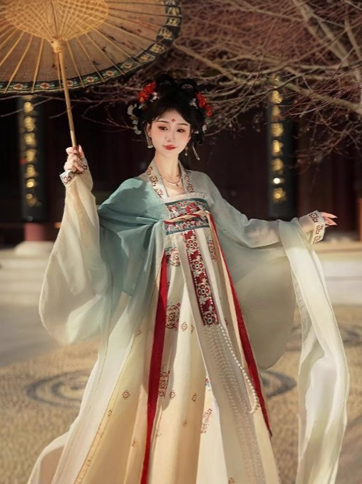 Ženski hanfu u tang stilu, izvezeni top s preklopnim ovratnikom i suknja s osam naborima, svakodnevno nošenje, proljetna boja
