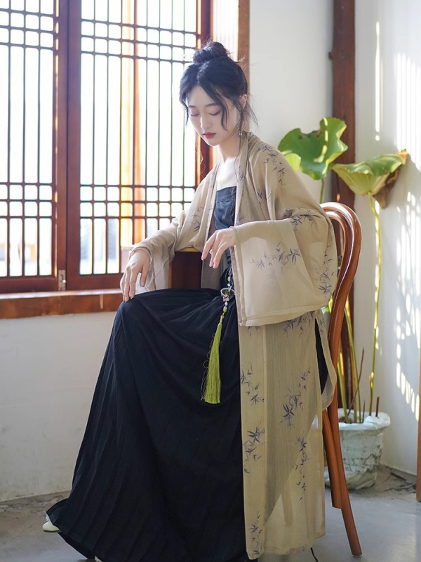 Hanfu Čanggân hram, plisirana suknja s ravnim rukavima, inspirirana dinastijom Song, geometrijski žakard, proljeće 2025