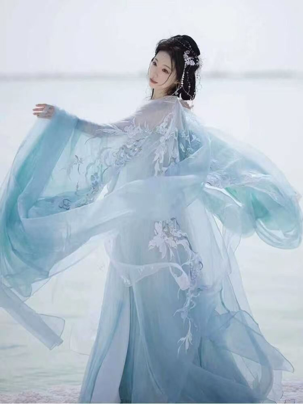 Hanfu iz mitološke serije, originalni dizajn, bogato izvezen top s širokim rukavima i suknja do prsa, motiv Tang cvijet, proljeće-ljeto kolekcija
