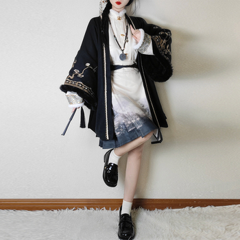 Ženska Hanfu haljina, jesensko-zimski model s flisom, profinjen izrada, inspirirana dinastijom Han.