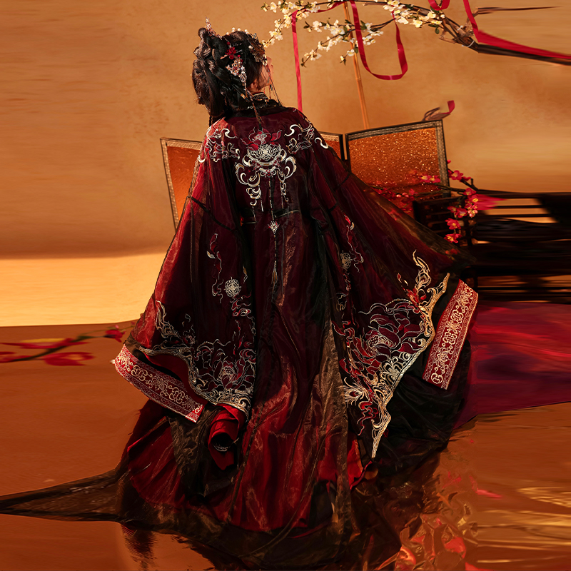 Red Lotus Industry Fire Unisex Hanfu s ravnim rubom, roba dinastije Jin, izvorni dizajn, teška izvezena