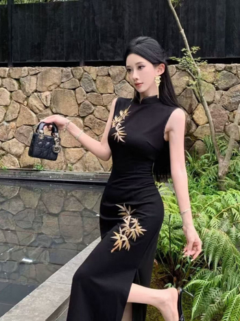 Nova kineska cheongsam haljina u modernom stilu, stojeći ovratnik, priljubljen kroj, večernja haljina srednje dužine