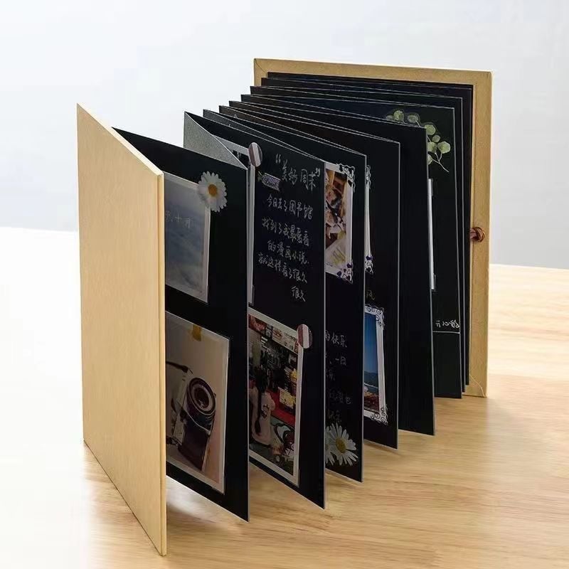 DIY акордеонен фотоалбум с черна кожена корица – ръчно изработен подарък за двойки, спомен за завършване