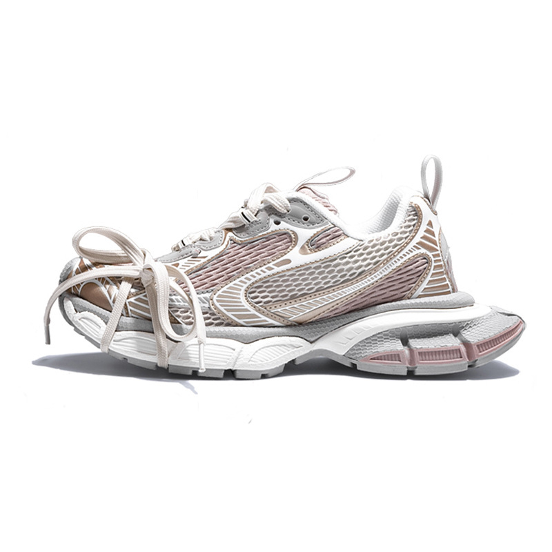 2026 tavasz-nyár Női dad sneakers, légáteresztő, sokoldalú, vintage vast talppal a magasság növeléséért, mindennapi sportcipő