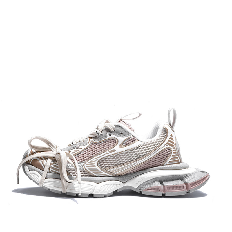 2026 tavasz-nyár Női dad sneakers, légáteresztő, sokoldalú, vintage vast talppal a magasság növeléséért, mindennapi sportcipő