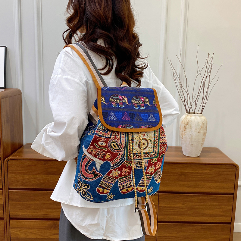 Ženski ruksak u etničkom stilu sa vezenim jacquard tkaninom, velika kapaciteta, zatvaranje šnuralom uz klopu, školski stil.