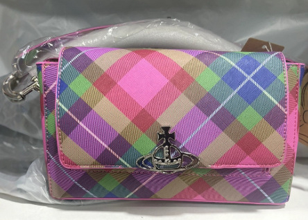 PVC mini kvadratna crossbody torba s magnetskim zatvaranjem, školjkast oblik, mala veličina, podstava od poliestera, unutarnja džep s zipom i džep za telefon, jedan remen, gradski stil, proljeće 2025