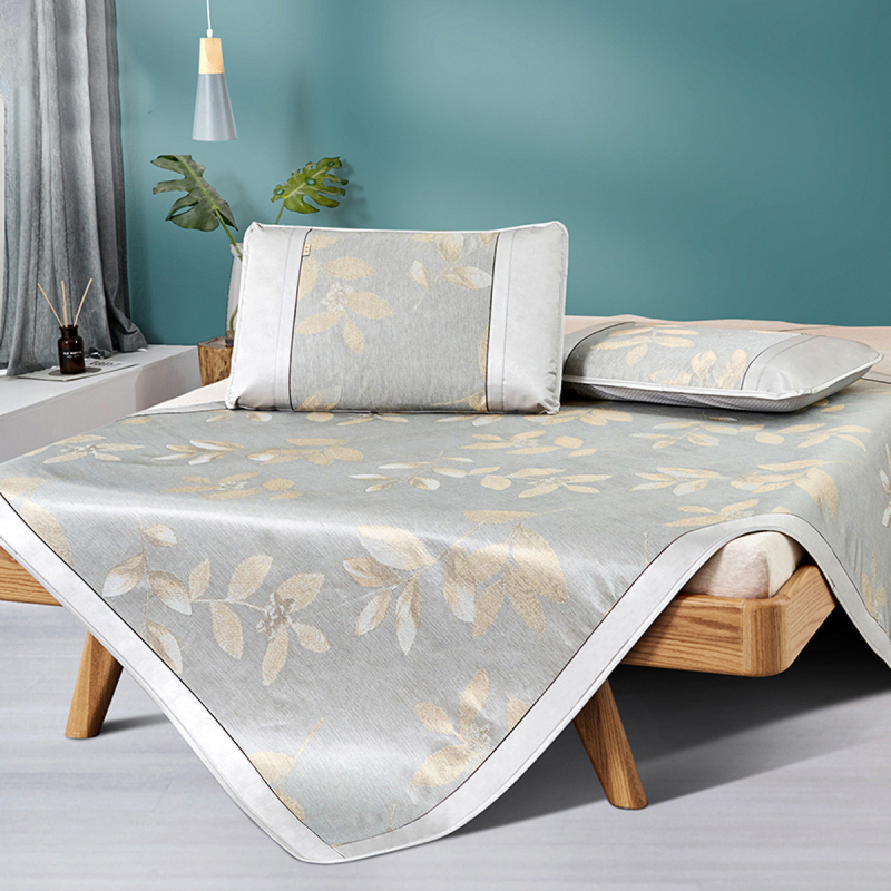 Ice Silk охлаждаща постелка за лято, приятелска към кожата за спане, комплект 1.8 м, три части, сгъваема, мека