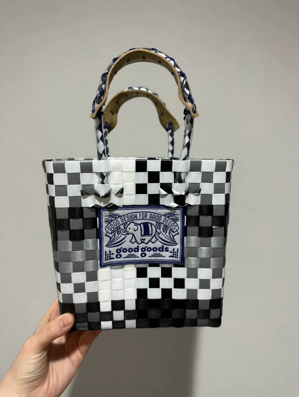 Šarena upletana bucket torba s motivom slona, PVC vanjska površina, PU podstava, dvostruke naramenice, svakodnevna ženska torba