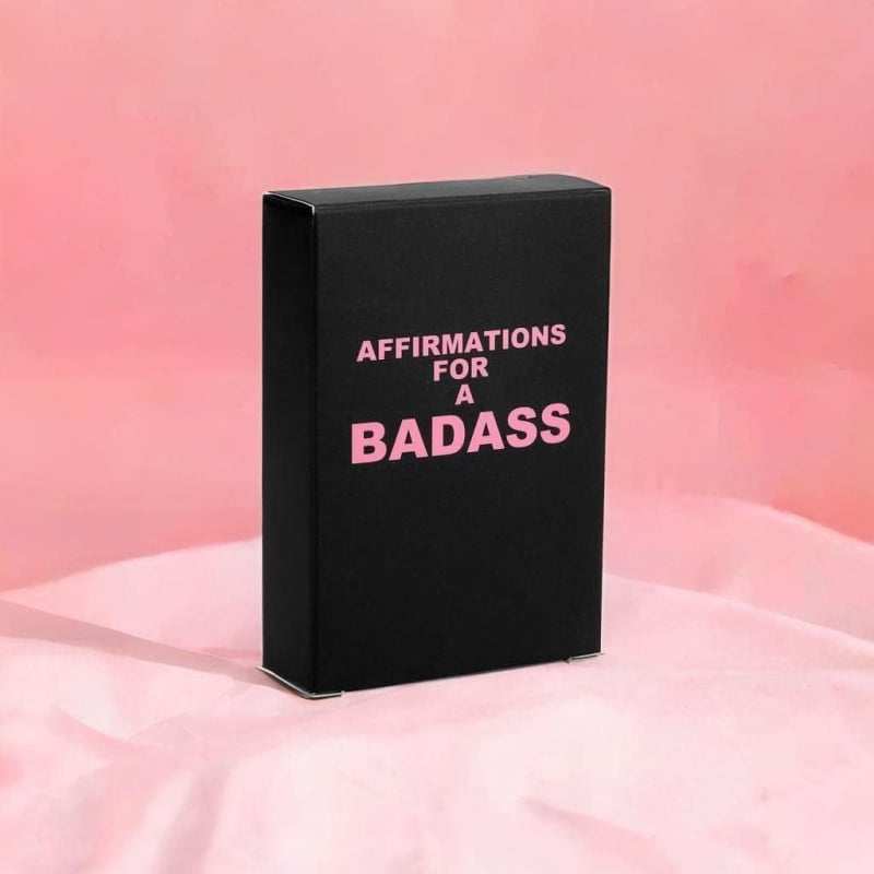 Кутия с креативни поздравителни картички за жени — дръзки послания, усещане за лукс, компактни карти за подарък