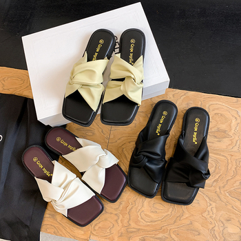 Grape Mom Sandale confortabile din piele moale, design plisat și răsucit, vârf drept, talpă cu aspect de nor, sandale de vară pentru plajă