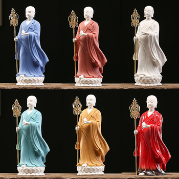 Статуя на Ksitigarbha Bodhisattva, бяла порцеланова фигура в китайски класически стил
