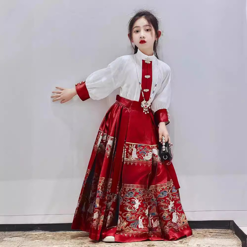 Hanfu set za djevojčice — ljetna lagana suknja, Ming stil, životinjski uzorak