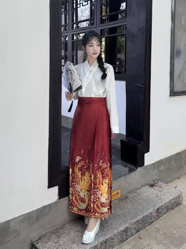 Hanfu ženski set: duga plisirana suknja s Mamian stilom, tradicionalni kineski stil, nadahnut dinastijom Ming