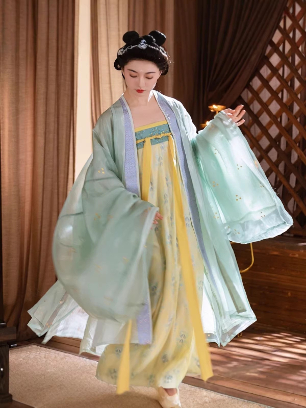 2025 Hanfu dnevni set sa suknjom do prsa, Tang dinastija, široke rukave, eteričan proljetno-ljetni model