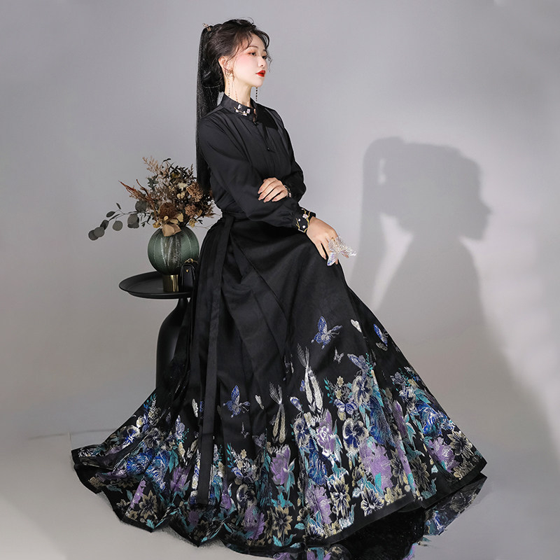 Luozhu Hanfu za žene, Ming inspiriran stil, gradijentna izvezena bluza s visokim ovratnikom i suknja Horse-Face s perlama