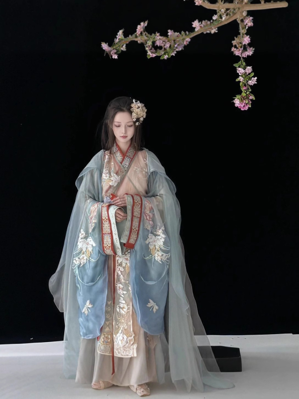 Ženski Hanfu – [Lianchen] bogato izšivena haljina-kapa, inspirirana razdobljem ratnih država, višebojni set za proljeće i ljeto