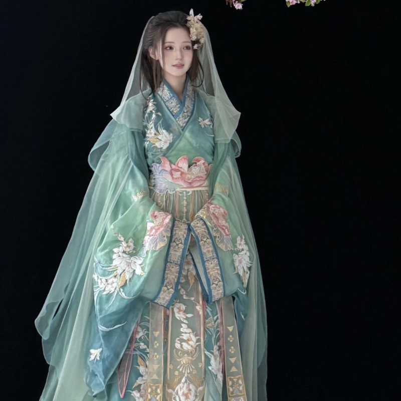 Ženski Hanfu – [Lianchen] bogato izšivena haljina-kapa, inspirirana razdobljem ratnih država, višebojni set za proljeće i ljeto