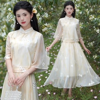 Novi kineski Tang stil Hanfu set od dva komada: gornji dio s uspravnim ovratnikom i nagnutim reverom, vezeni margaritama, 3/4 rukavi, nacionalni stil