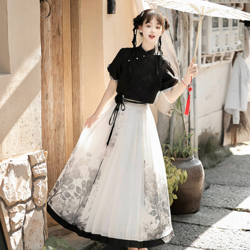 2026 Izvorni dizajn Plain Paper Hanfu za žene, kineski stil s unaprijeđenim Han elementima – vrh i suknja set 9263
