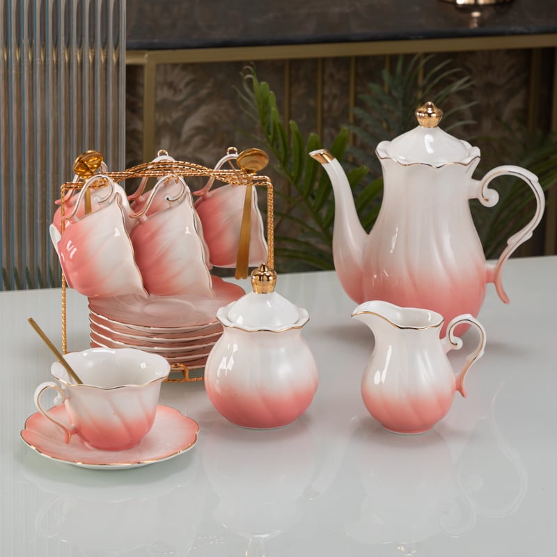 Skandináv stílusú aranyozott luxus porcelán teás- és kávés készlet, csészékkel, teáskannával és tálcával