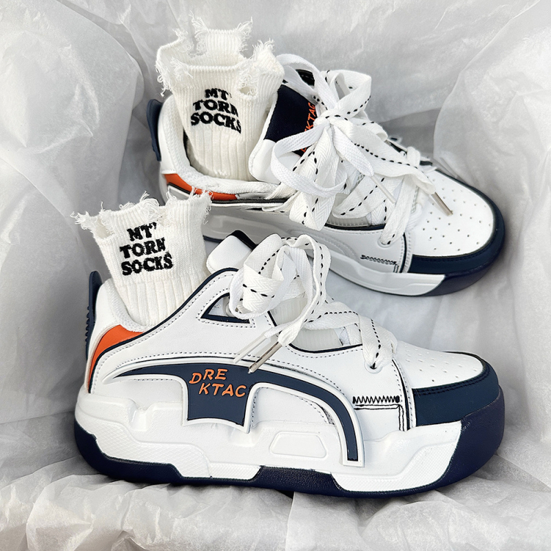 Unisex bijele tenisice s debelim potplatom za povećanje visine, hongkonški gradski stil, chunky sportsko-casual tenisice, model 2023