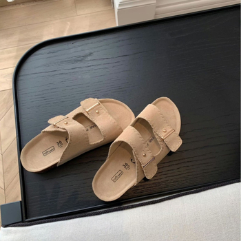 Női tehénbőr felsőrészes vastag talpú szandál, Birkenstock-stílus, nyári strandcipő, 2025-ös modell
