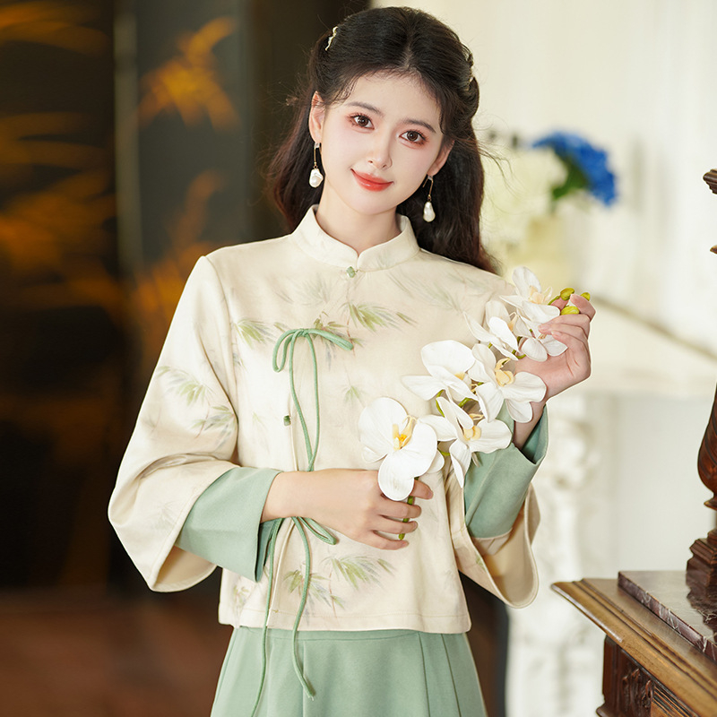 Novi Hanfu set kineskog stila: top s dugim rukavima, nagnutim prednjim otvorom i stojećim ovratnikom, vezicama, otisak, uz suknju