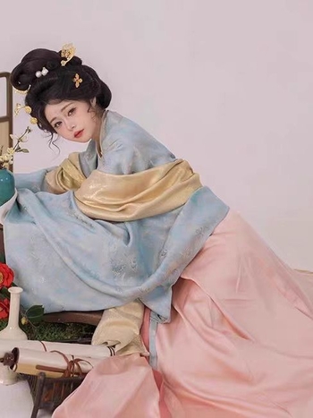 Shanhai Ji Tang Feng serija: top s pozlaćenom vezom, do prsa i suknja s podjelom, Hanfu nadahnut hramom Famen, proljeće