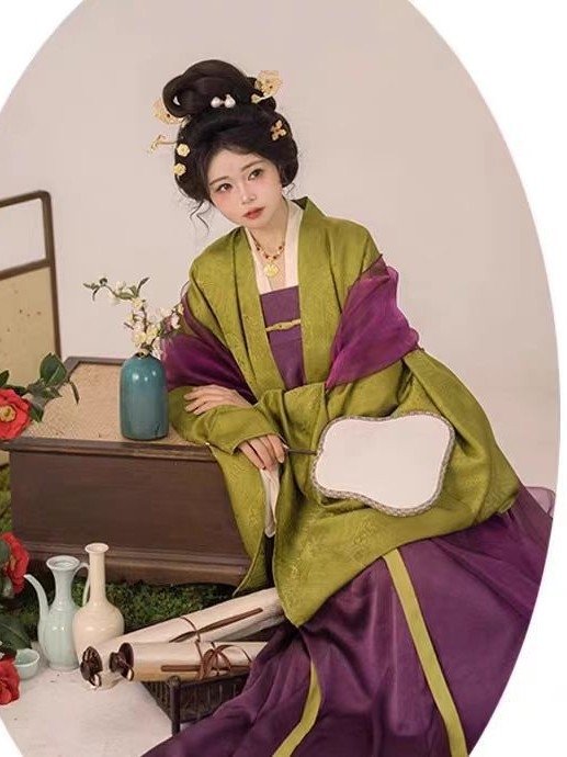 Shanhai Ji Tang Feng serija: top s pozlaćenom vezom, do prsa i suknja s podjelom, Hanfu nadahnut hramom Famen, proljeće