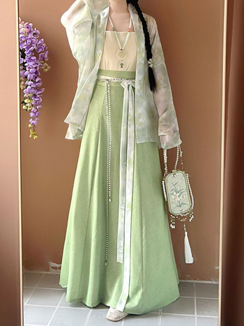 Ženski Hanfu, ljeto 2025, nadahnut dinastijom Song, Tang stil kratkih rukava, set s geometrijskim uzorkom i suknjom