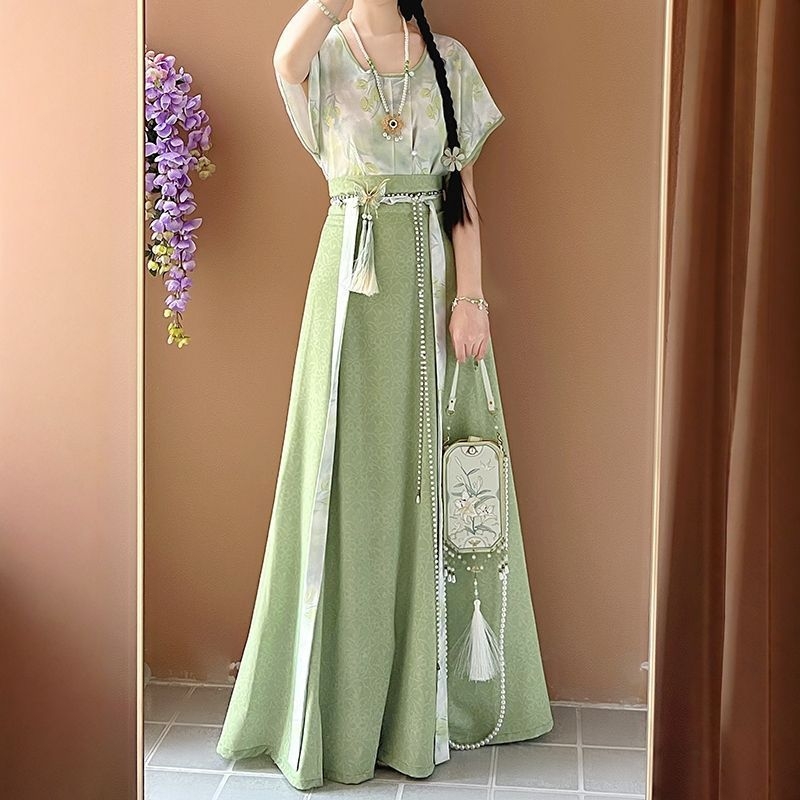 Ženski Hanfu, ljeto 2025, nadahnut dinastijom Song, Tang stil kratkih rukava, set s geometrijskim uzorkom i suknjom