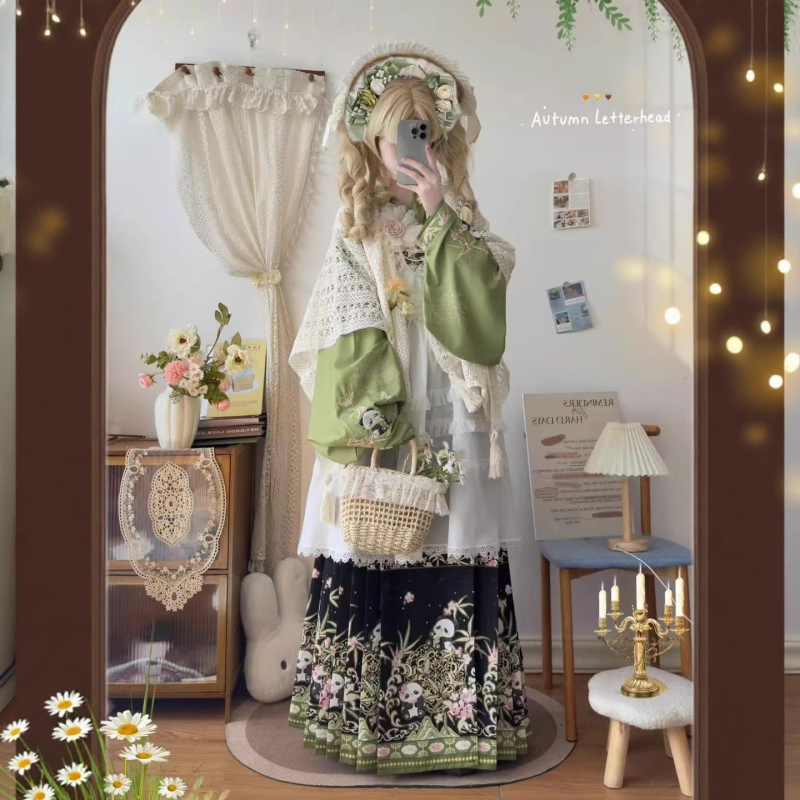 Hanfu set za odrasle žene s kinesko-zapadnom fuzijom, Ming stil panda vez, rukavi u stilu pipa, Lolita proljetni set za fotografiranje