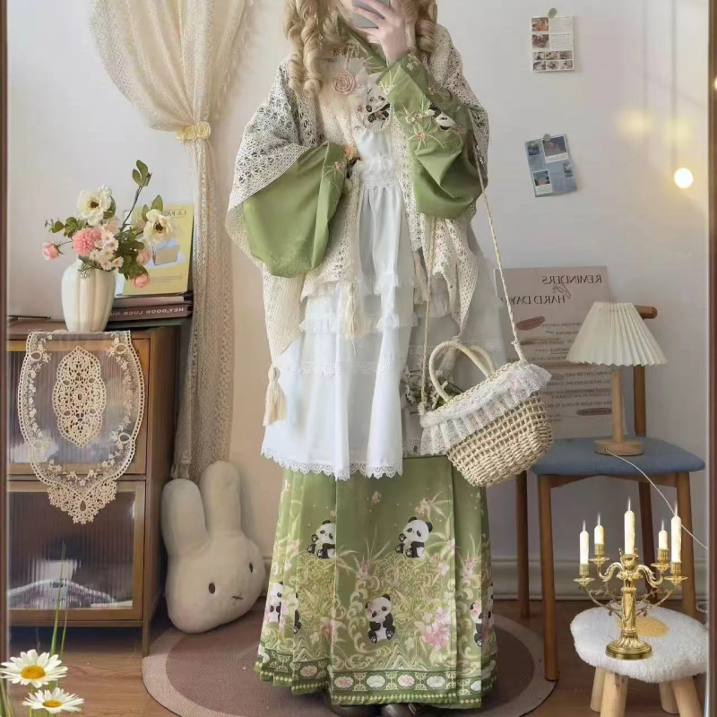Hanfu set za odrasle žene s kinesko-zapadnom fuzijom, Ming stil panda vez, rukavi u stilu pipa, Lolita proljetni set za fotografiranje