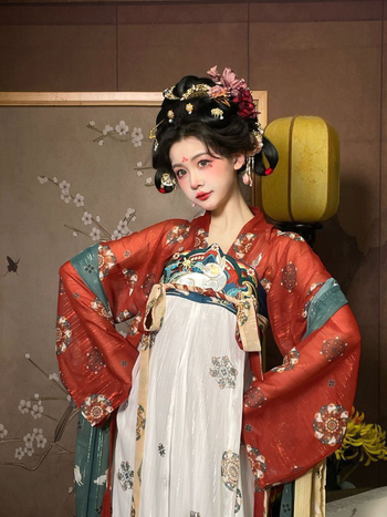Hanfu dinastije Tang za žene – odrasla ruqun s motivom zlatnog večernjeg banketa, proljetni stil, šifon
