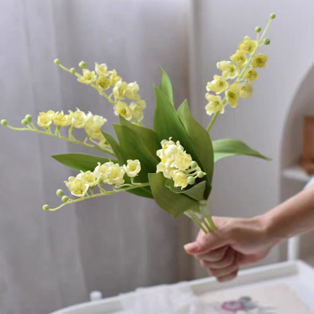 Букет от коприна Lily of the Valley, Инстаграм стил, ръчно държан букет