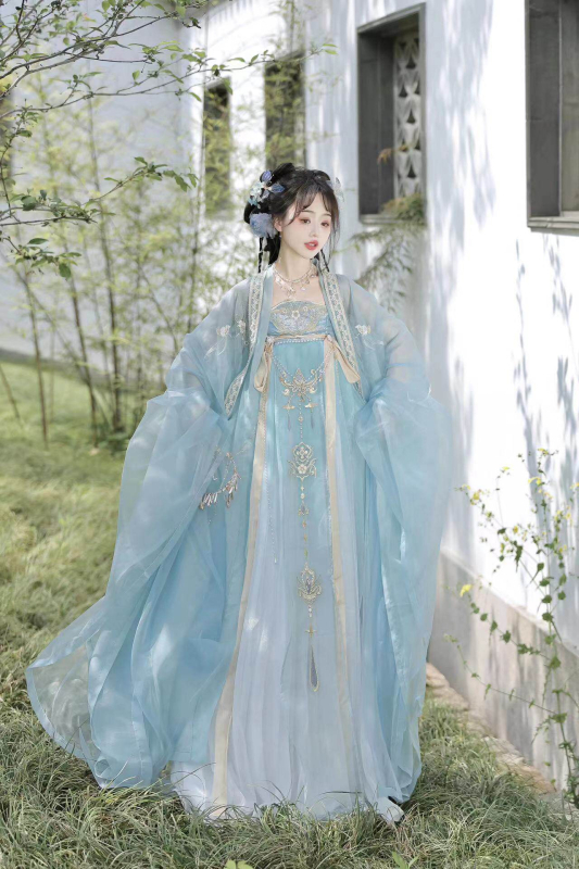 Luozhu 2026 Chengxiangting Hanfu za žene, Tang stil Hezi suknja s vezenim – set