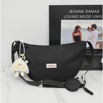 2025 nyári dumpling-stílusú crossbody táska, kicsi, sokoldalú, japán ihletésű minimalist dizájn mindennapi használatra