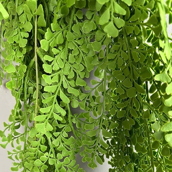 Ratan artificial și plante verzi pentru decor mural cu ferigă și flori