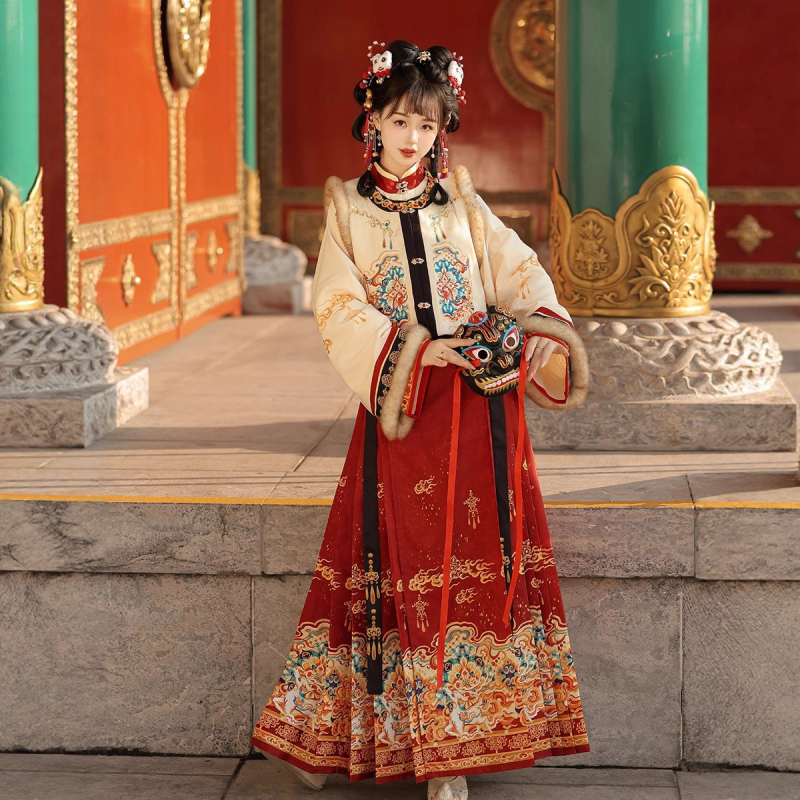 Ženski Hanfu u Ming stilu za jesen-zimu, izvezeni gornji dio s visokim ovratnikom i suknja s tradicionalnim krojem, podstavljena poliesterom, Luyu
