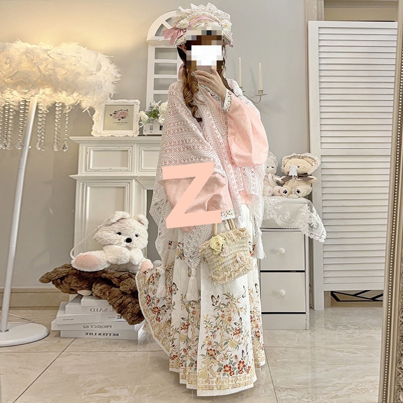Ženski Hanfu set u Ming stilu: kratka bluza s preklopnim ovratnikom, rukavi u stilu pipa i suknja Mamian, Lolita inspiriran outfit
