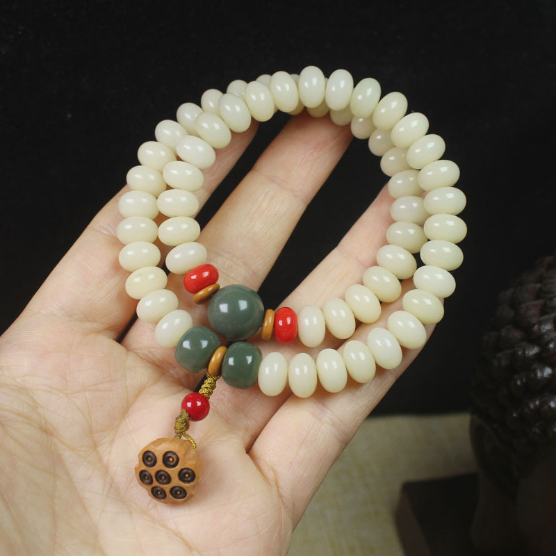 Brățară dublă cu mărgele Bodhi din rădăcină, mărgele abac, pandant din păstaie de lotus