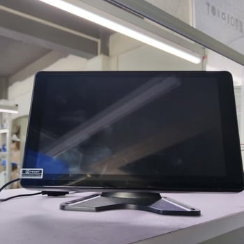 Automobilska dash kamera s 9-inčnim zaslonom, 5-kanala, glasovno upravljanje i upozorenje na mrtve kutove, MP5 audio/video, AHD HD kamera
